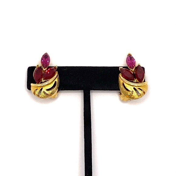 Clip Ons Earrings Gold Tone Pink Crystals - Picture 7 of 15